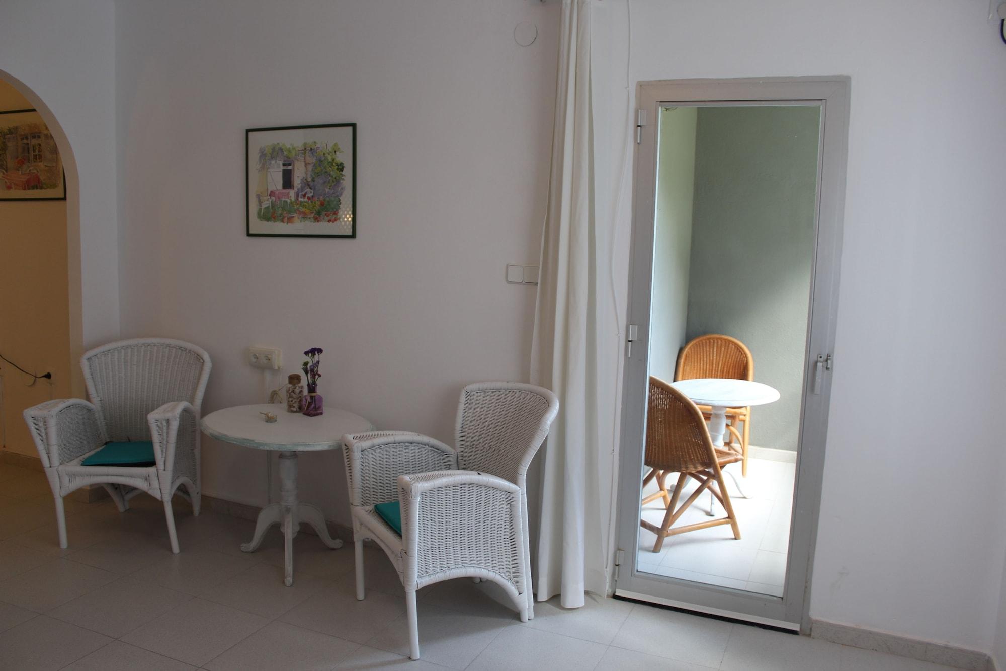 Hostal La Torre Almuñécar Εξωτερικό φωτογραφία