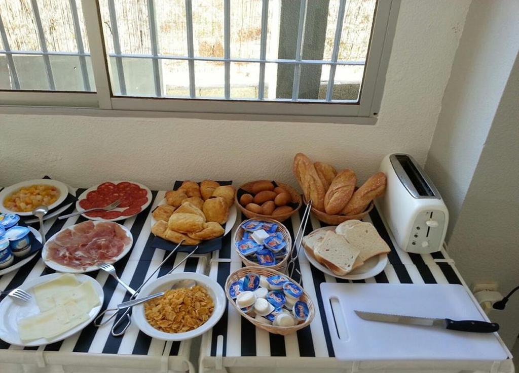 Hostal La Torre Almuñécar Εξωτερικό φωτογραφία