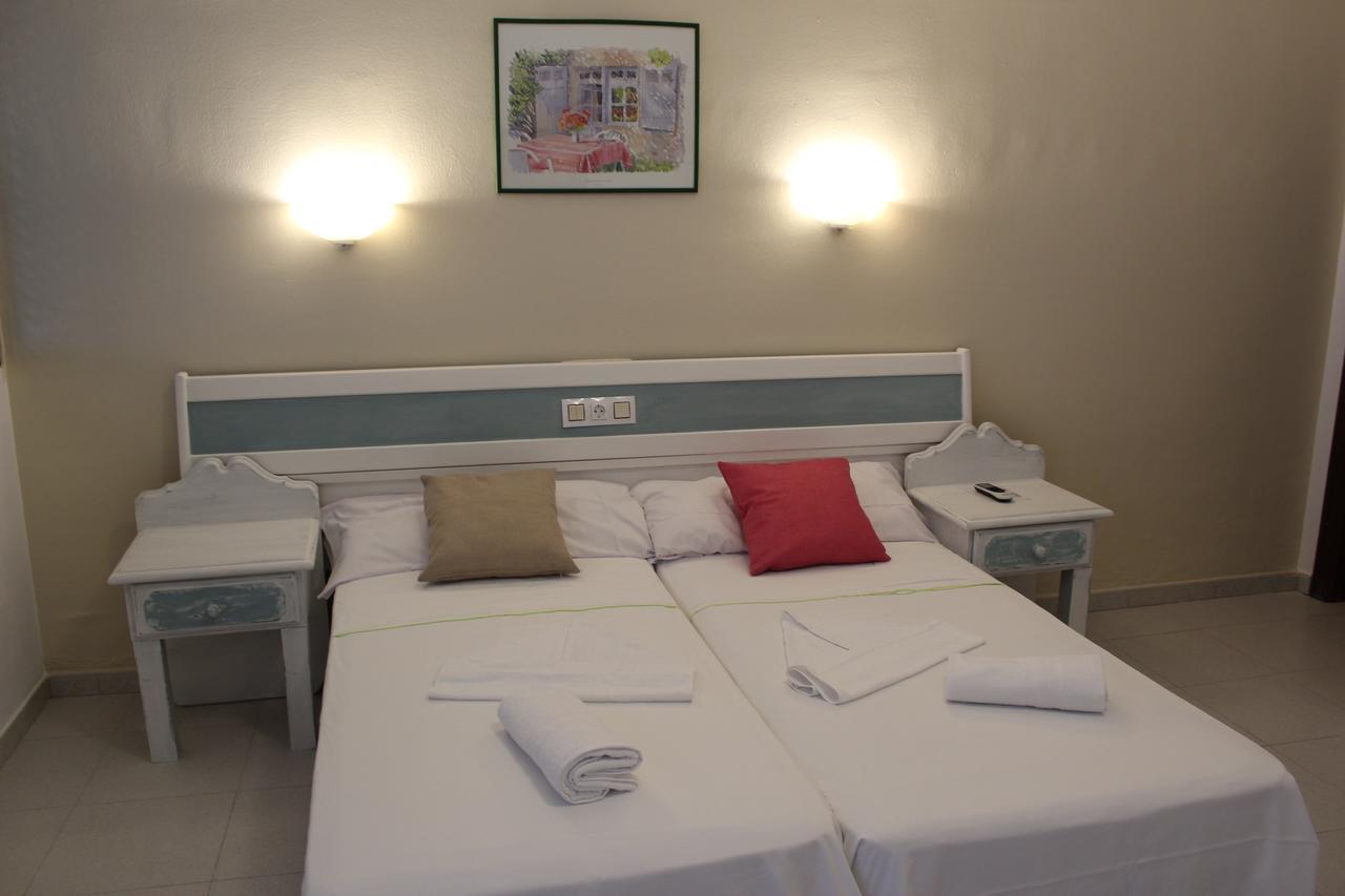 Hostal La Torre Almuñécar Εξωτερικό φωτογραφία