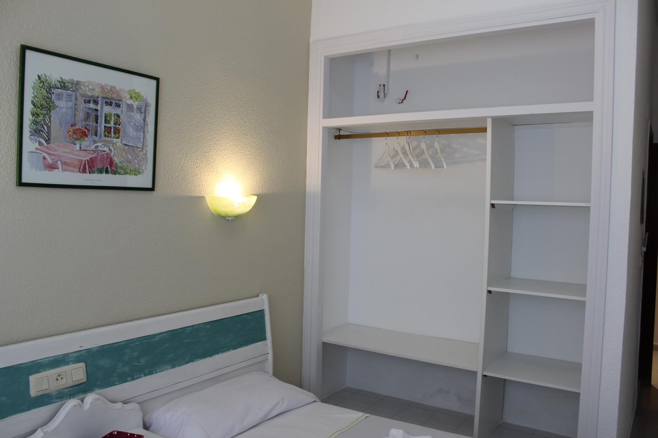 Hostal La Torre Almuñécar Εξωτερικό φωτογραφία