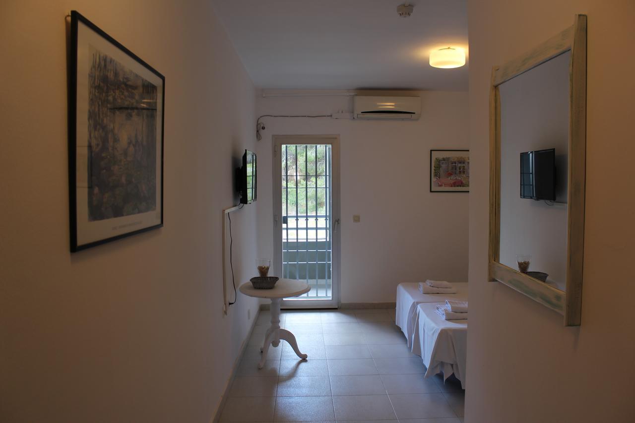 Hostal La Torre Almuñécar Εξωτερικό φωτογραφία