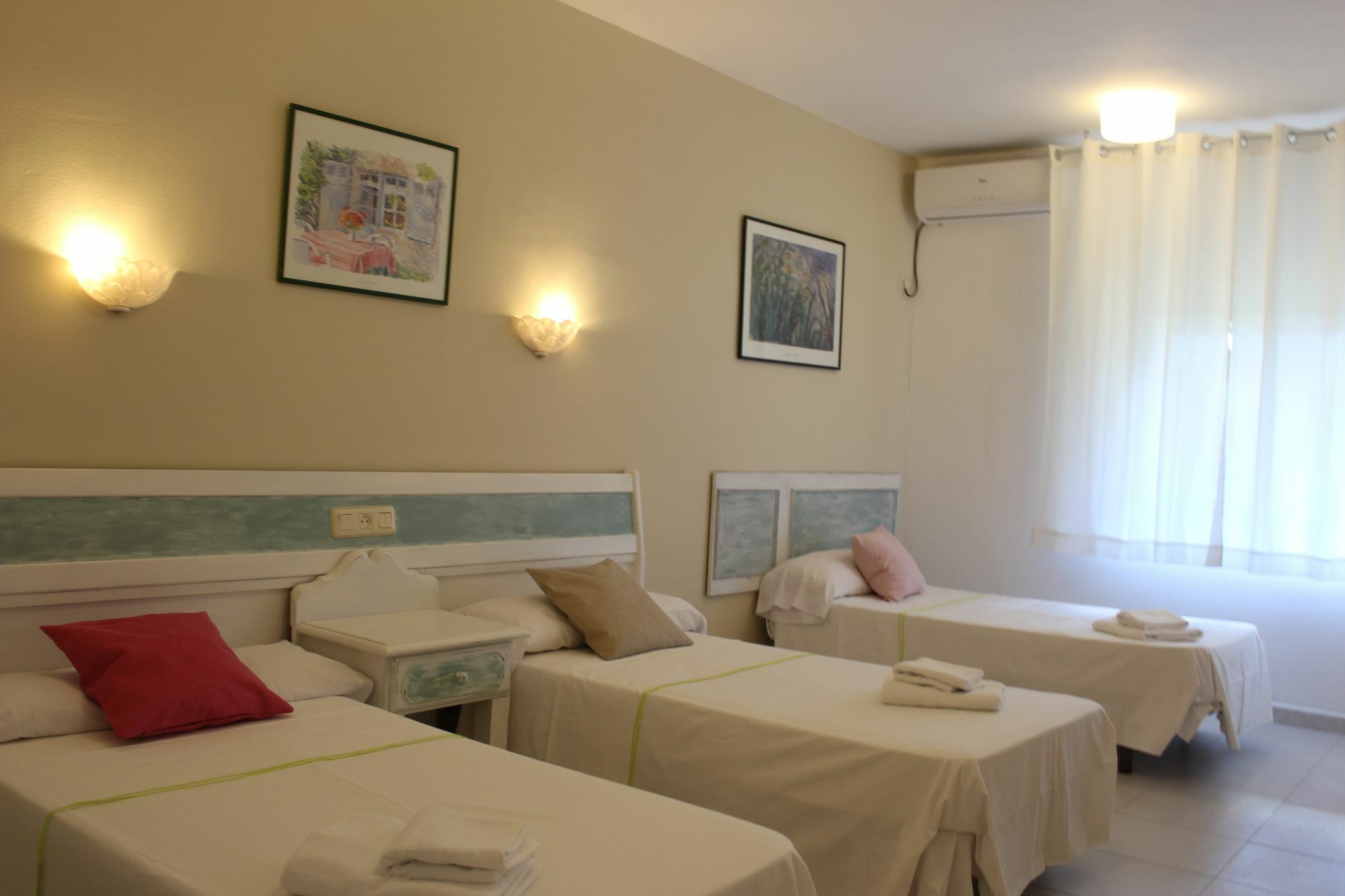 Hostal La Torre Almuñécar Εξωτερικό φωτογραφία